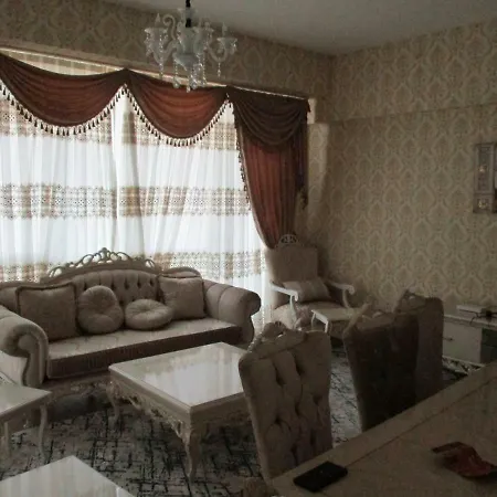 アパート Adim Sitesi